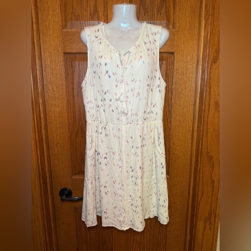 Women's Cream Sleeveless Dress